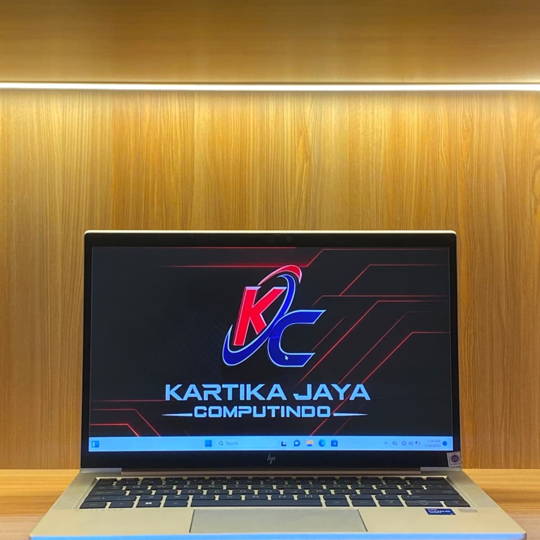 HP ELITEBOOK 830 G8 CORE I7 RAM 16 SSD 2ND MURAH 